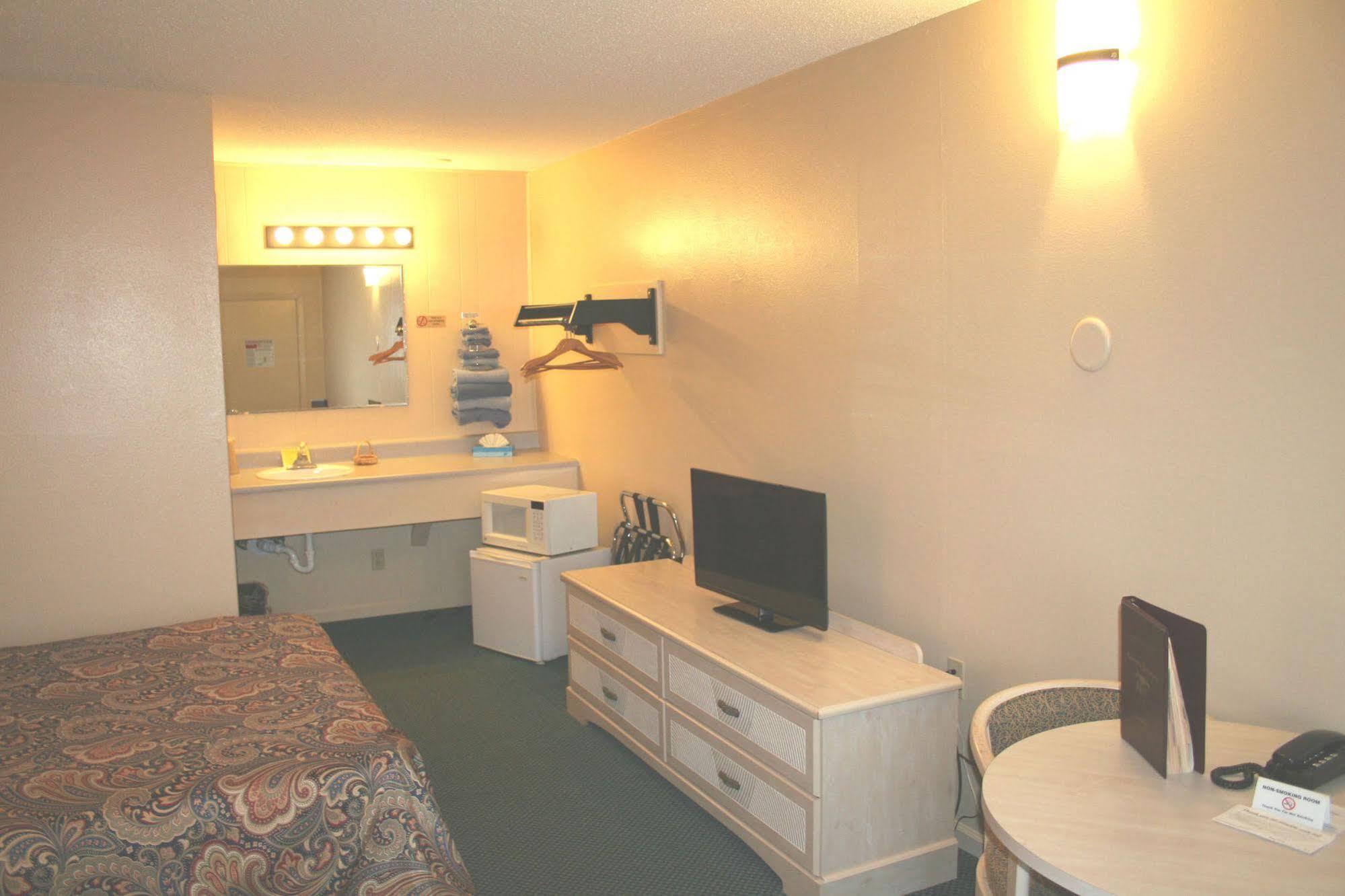 Lake Lighthouse Inn Osage Beach Luaran gambar
